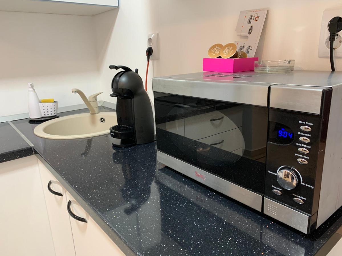 Unique Cozy Apartament near UMF Iasi Extérieur photo